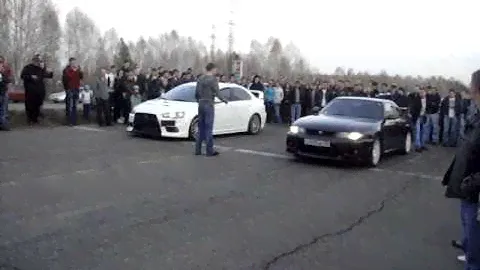 Mitsubishi Lancer Evolution против Nissan Skyline