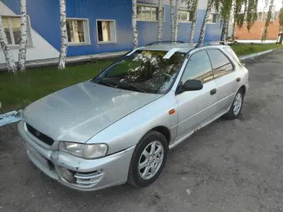 SUBARU IMPREZA EST (1992-2000 г.в.) лобовое стекло-1