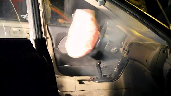 1993 Subaru Impreza AIRBAG testing!!