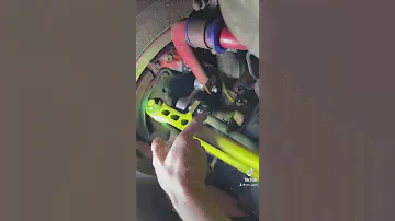 Раскрутилась гайка стойки стабилизатора Цуфари Impreza
