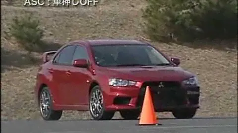 EVOx vs STI vs GTR R35 Panic Brake #3