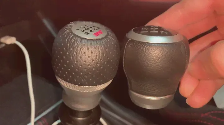 Subaru STi shift knob / review / weight comparison / vs stock 6-spd